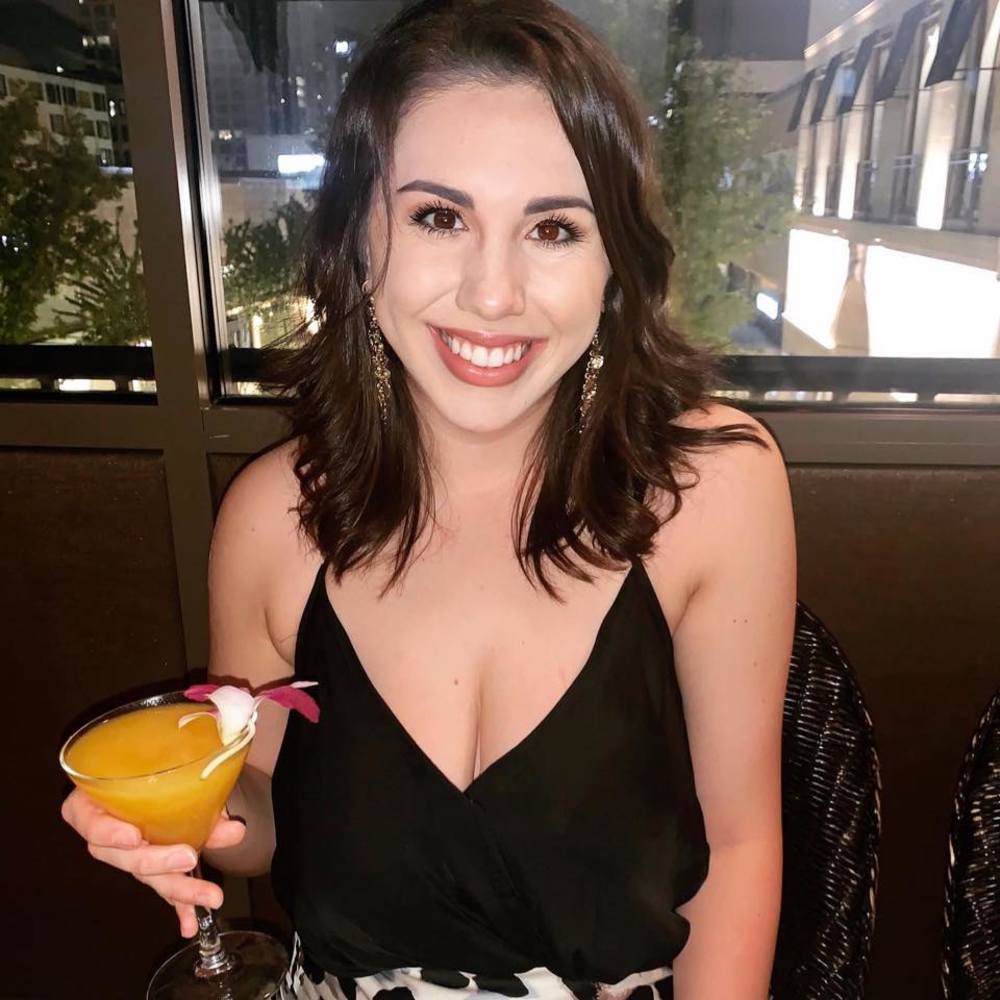 Meet your Posher, Brooke